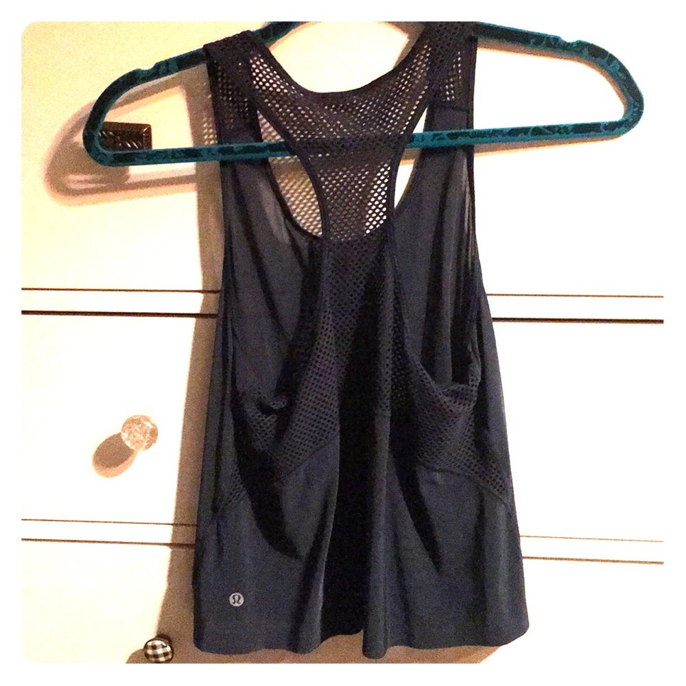 Lululemon tank